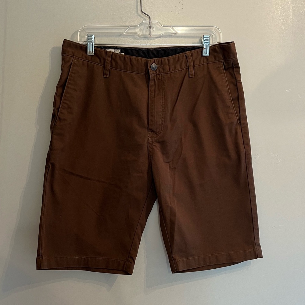 Volcom Mens brown shorts
